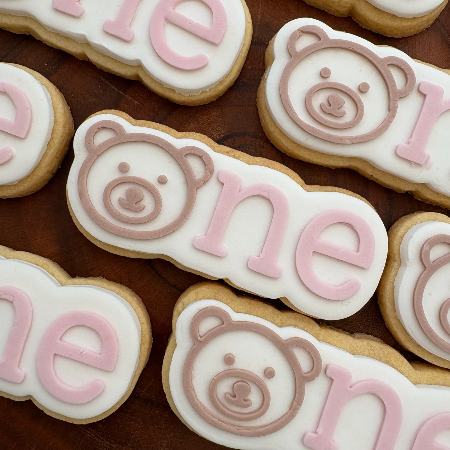 One with teddy bear face Cookie Cutter & Fondant Debosser