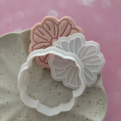 Bouquet of flowers cookie cutter & embosser set