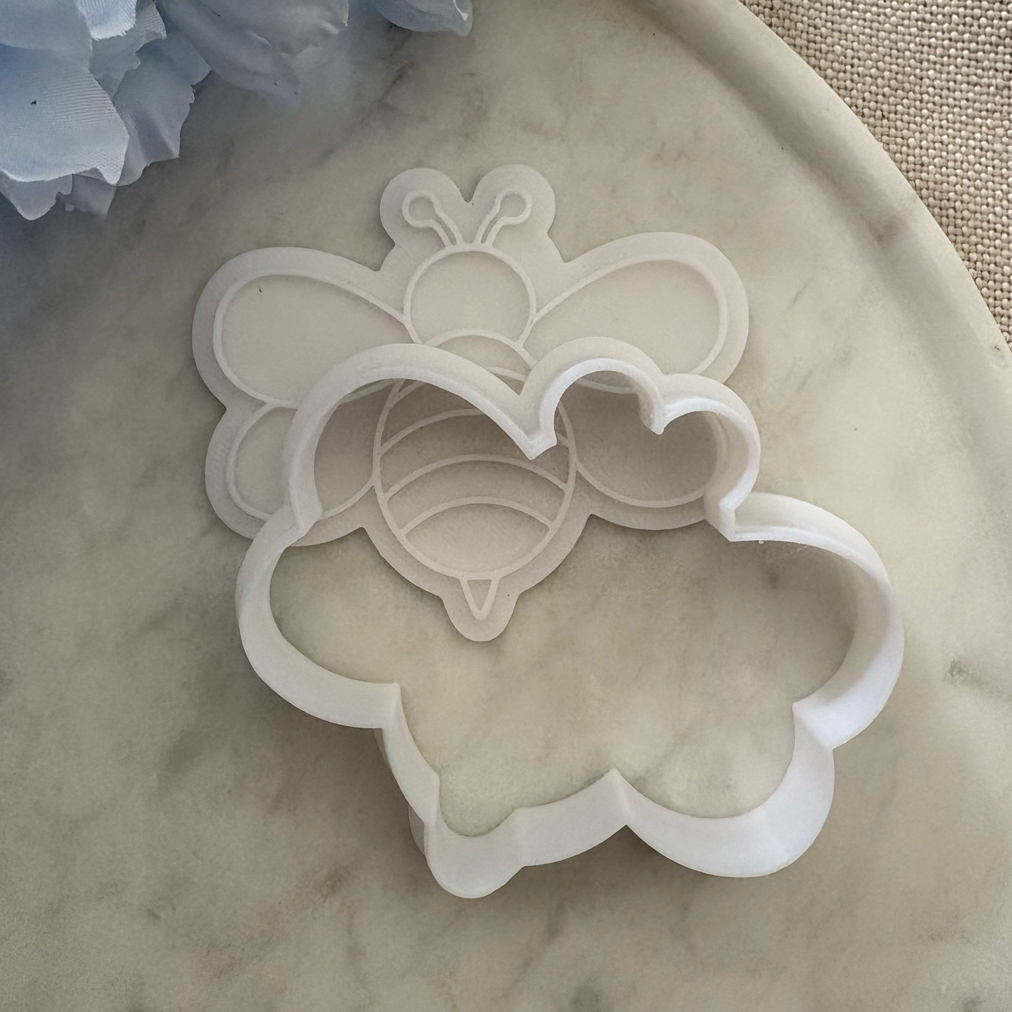 Bee - top view Cookie Cutter & Fondant Embosser