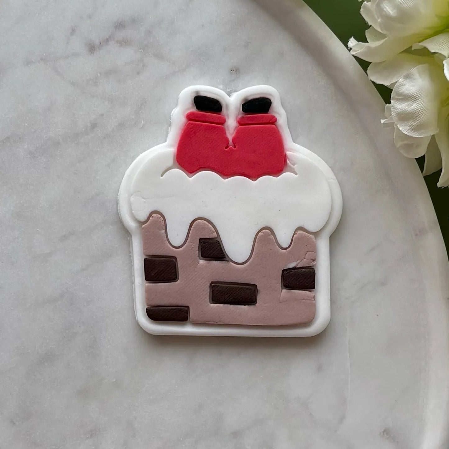 Santa in Chimney Blank Cookie Cutter & Fondant Embosser