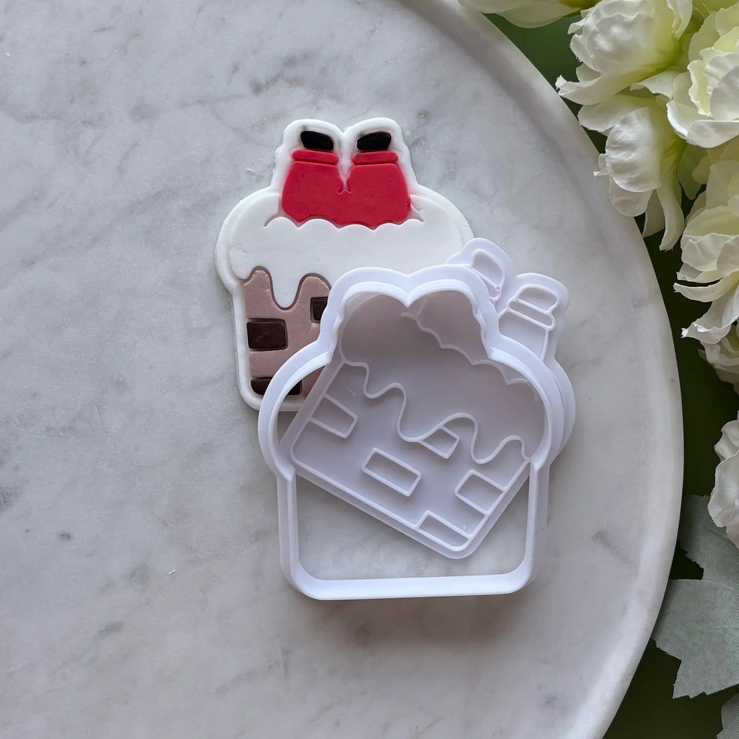 Santa in Chimney Blank Cookie Cutter & Fondant Embosser