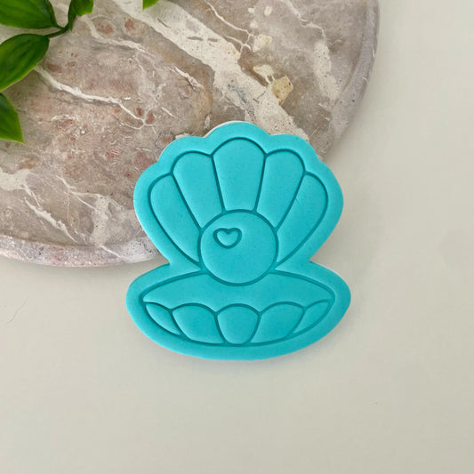 Clam Shell with Pearl Cookie Cutter & Fondant Embosser