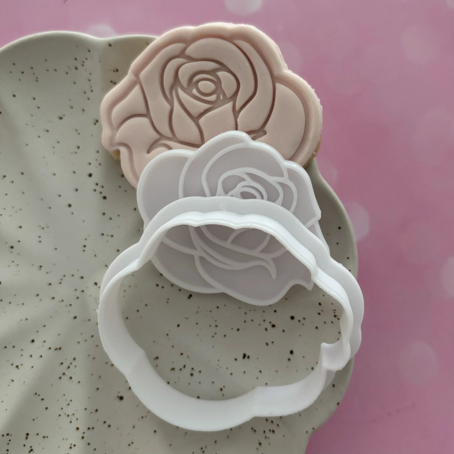 Bouquet of flowers cookie cutter & embosser set