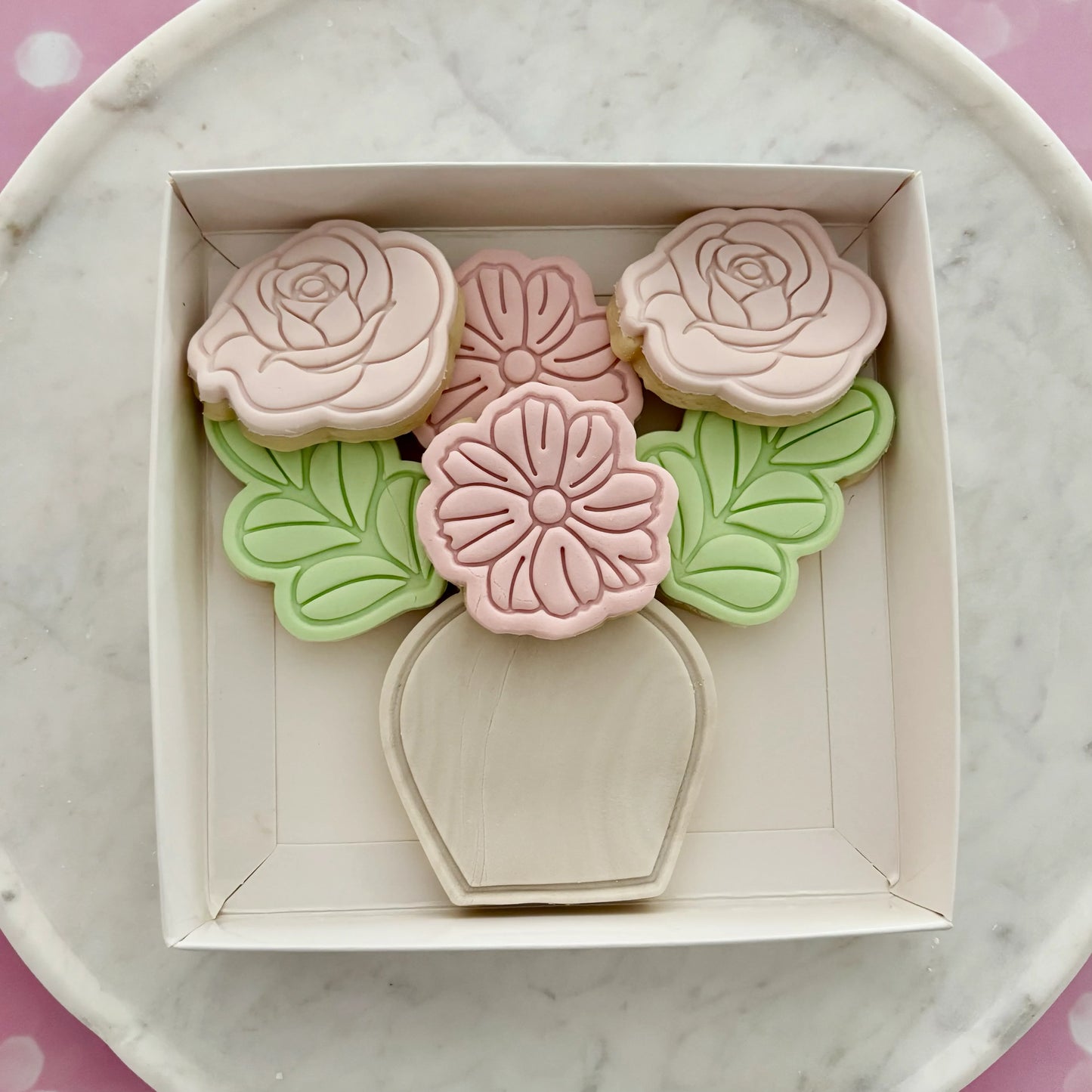 Bouquet of flowers cookie cutter & embosser set