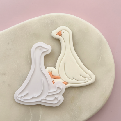 Sitting Goose Cookie Stamp & Cutter