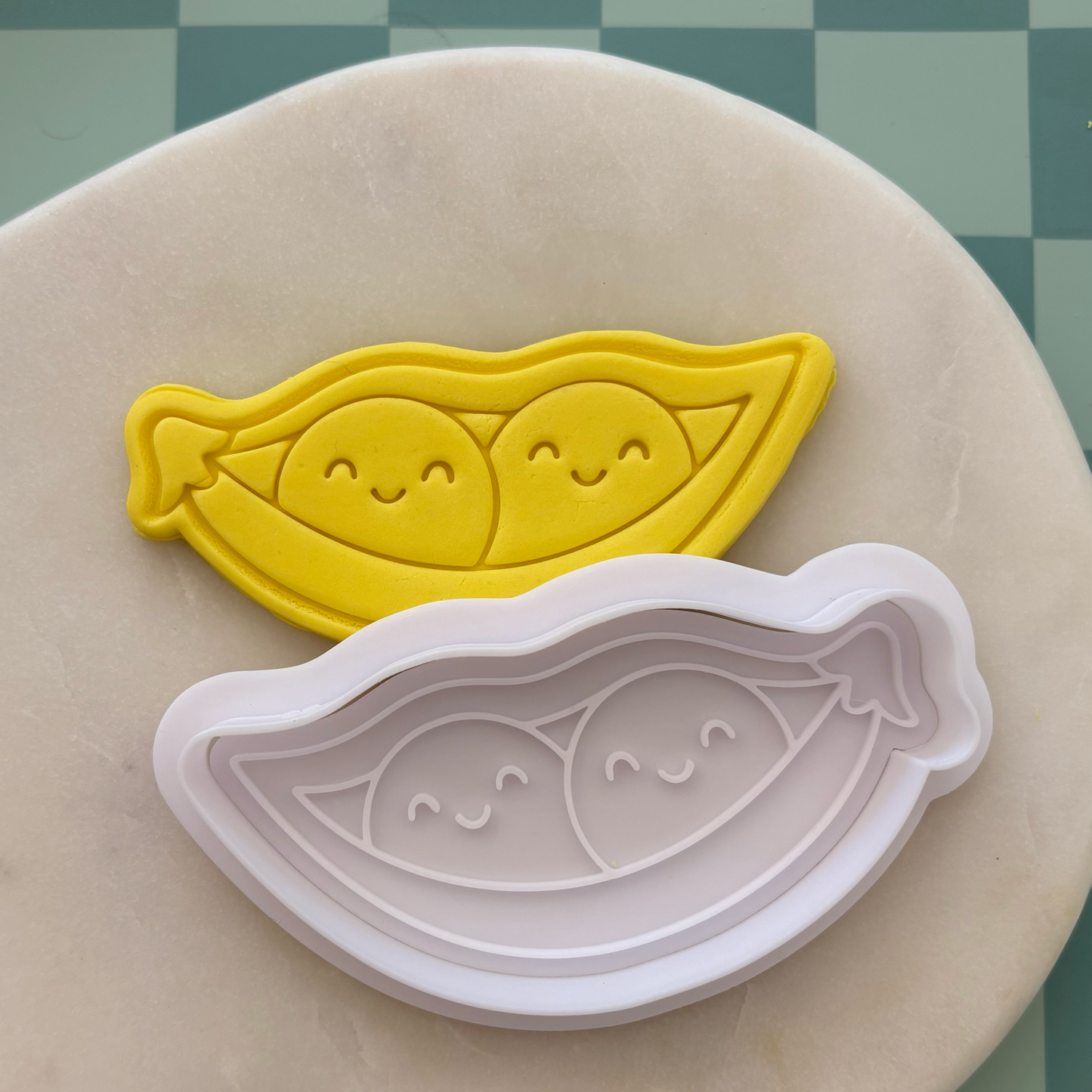 Two Peas in a Pod Cookie Stamp & Cutter