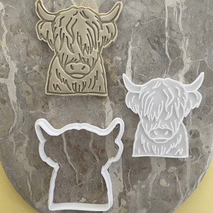 Highland Cow Cookie Cutter & Fondant Embosser