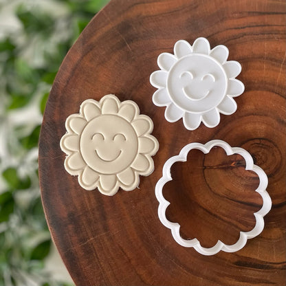 Smiling Sun Cookie Cutter & Fondant Embosser